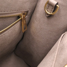 Load image into Gallery viewer, LOUIS VUITTON Onthego Tourterelle claimM45779 Bicolor Monogram Empreinte Leather Monogram Giant Size PM
