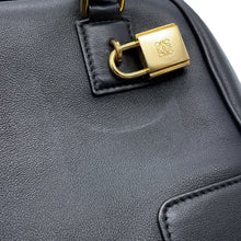 Load image into Gallery viewer, LOEWE Amazonas BlackA039N10X03 Leather Size 19
