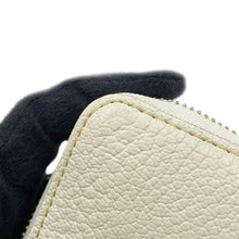 Load image into Gallery viewer, LOUIS VUITTON Zippy Wallet BlancM93026 Suhali
