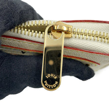 Load image into Gallery viewer, LOUIS VUITTON Zippy Wallet BlancM93026 Suhali

