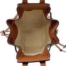 Load image into Gallery viewer, LOEWE hammock Tan314.30.V07 Leather Size Mini
