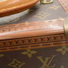 Load image into Gallery viewer, LOUIS VUITTON Tabor 26 BrownM47114 Monogram
