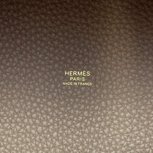 Load image into Gallery viewer, HERMES Picotin Padlock Etoupe Taurillon Clemence Size MM
