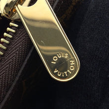 Load image into Gallery viewer, LOUIS VUITTON Zippy Wallet FuchsiaM41895 Monogram
