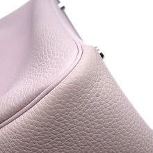 Load image into Gallery viewer, HERMES Lindy Verso mauve pail / machete Taurillon Clemence Size 26
