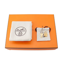 Load image into Gallery viewer, HERMES Picotin Lock Craie Taurillon Clemence Size PM
