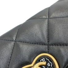 将图像加载到图库查看器中，CHANEL Matelasse Heart Lock ChainShoulder BlackAS3979 Lambskin
