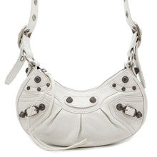将图像加载到图库查看器中，BALENCIAGA Luca Goal Shoulder Bag White671309 Leather Size XS
