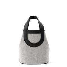 Load image into Gallery viewer, HERMES In the loop Ecru/Black Toile H Swift Leather Size 18
