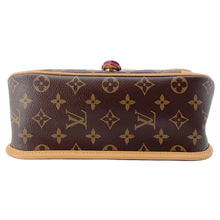 Load image into Gallery viewer, LOUIS VUITTON Dianu FuchsiaM46049 Monogram Size PM
