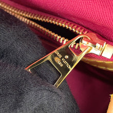 Load image into Gallery viewer, LOUIS VUITTON Dianu FuchsiaM46049 Monogram Size PM
