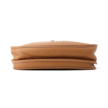 将图像加载到图库查看器中，HERMES Evelyne 2 Gold Taurillon Clemence Size PM
