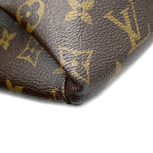 Load image into Gallery viewer, LOUIS VUITTON Artsy BeigeM40249 Monogram Size MM
