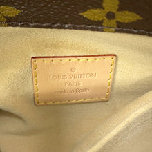 Load image into Gallery viewer, LOUIS VUITTON Artsy BeigeM40249 Monogram Size MM
