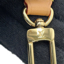 将图像加载到图库查看器中，LOUIS VUITTON Nano Noe BrownM81266 Monogram
