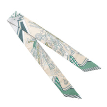 将图像加载到图库查看器中，HERMES Twilly Saddler&#39;s Bouquet Vert/Beige/Gris・Perle Silk100%
