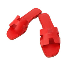 将图像加载到图库查看器中，HERMES Sandals &quot;Oran&quot; Red Leather Size 37 1/2
