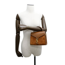 将图像加载到图库查看器中，SAINT LAURENT PARIS Cassandra top handle Brown623930 Leather suede
