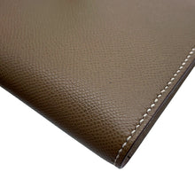 Load image into Gallery viewer, HERMES Beansufla Etoupe Veau Madame
