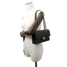 Load image into Gallery viewer, CHANEL Matelasse W Flap ChainShoulder Bag BlackA01113 Caviar Leather Size 23
