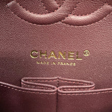 Load image into Gallery viewer, CHANEL Matelasse W Flap ChainShoulder Bag BlackA01113 Caviar Leather Size 23
