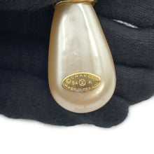 将图像加载到图库查看器中，CHANEL Long Necklace CC Logo Gold Plated Faux Pearl
