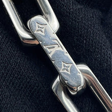 Load image into Gallery viewer, LOUIS VUITTON Bracelet Chain Monogram Size L Gold/SilverM1555L Metal
