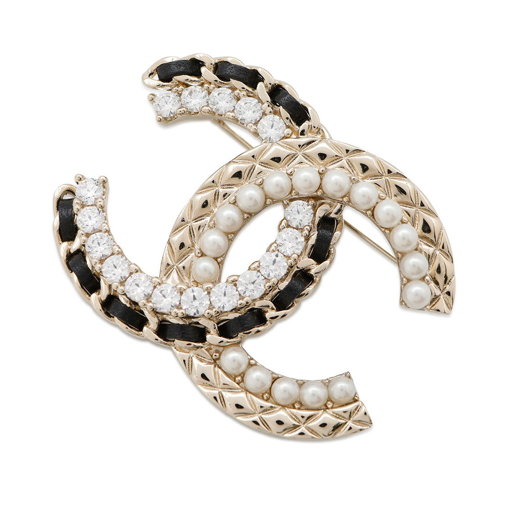 CHANEL CC Logo Chain Motif Brooch Champagne Gold/BlackAB8609 Metal Lambskin Faux Pearl Strass