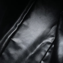 将图像加载到图库查看器中，CHANEL CC Logo Chain Backpack Black Velour Lambskin
