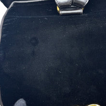 将图像加载到图库查看器中，CHANEL CC Logo Chain Backpack Black Velour Lambskin
