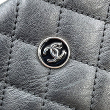 将图像加载到图库查看器中，CHANEL Matelasse Uniform COCO Button Mini Pochette ChainShoulder Bag Black Leather
