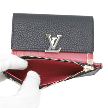 Load image into Gallery viewer, LOUIS VUITTON Portefeuille Capucine Compact Noir/Hot pinkM62157 Taurillon Leather
