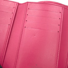 Load image into Gallery viewer, LOUIS VUITTON Portefeuille Capucine Compact Noir/Hot pinkM62157 Taurillon Leather
