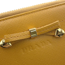 将图像加载到图库查看器中，PRADA ★Zip Around Long Wallet Orange1M0506 Leather
