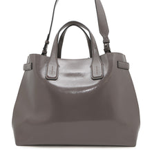 将图像加载到图库查看器中，BURBERRY Soft Banner 2WAYBag Gray Leather
