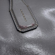 将图像加载到图库查看器中，BURBERRY Soft Banner 2WAYBag Gray Leather

