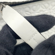 将图像加载到图库查看器中，LOEWE Anagram Repeat TPouch White107.55.K36 Leather
