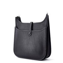 Load image into Gallery viewer, HERMES Evelyne 3 Caban Taurillon Clemence Size PM
