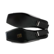 将图像加载到图库查看器中，HERMES Sandals《Idol》 Silver Leather Size 36
