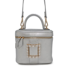 将图像加载到图库查看器中，Roger Vivier Roger Vivier Rhinestone Vanity Shoulder Bag SilverRBWANMH Leather Rhinestone
