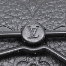 将图像加载到图库查看器中，LOUIS VUITTON Steamer Wearable Wallet NoirM81746 Taurillon Leather/Monogram・Pattern
