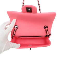 Load image into Gallery viewer, CHANEL Matelasse Single Flap ChainShoulder PinkA69900 Lambskin Size 20
