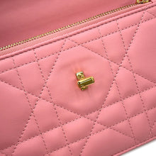 将图像加载到图库查看器中，Dior Miss Caro ChainShoulder Bag PinkS5169UDAX Leather
