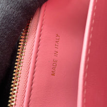 将图像加载到图库查看器中，Dior Miss Caro ChainShoulder Bag PinkS5169UDAX Leather
