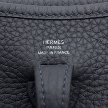 Load image into Gallery viewer, HERMES Evelyne Amazon Long Caban Taurillon Clemence Size TPM
