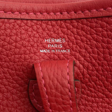 将图像加载到图库查看器中，HERMES Evelyne Amazon Long Vermillon Taurillon Nobillo Size TPM
