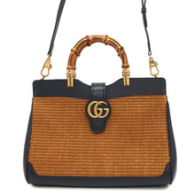 将图像加载到图库查看器中，GUCCI Japan Limited Edition Double GG Bamboo Top Handle Bag Navy655657 Straw Leather

