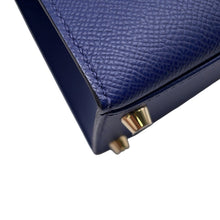 Load image into Gallery viewer, HERMES Kelly Sellier Blue Saphir Epsom Size 28
