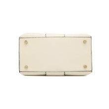 将图像加载到图库查看器中，Roger Vivier Viv Shock 2WAY Shopping Bag CreamRBWAOGA0100QV7C019 Leather Size Mini
