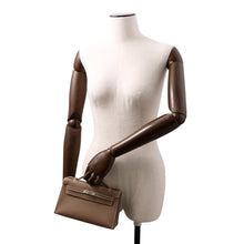 将图像加载到图库查看器中，HERMES PochetteKelly Etoupe Swift Leather
